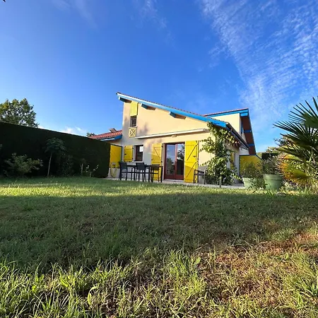 Jolie Maison De Avec Terrasse Et Jardin Saint-Julien-en-Born